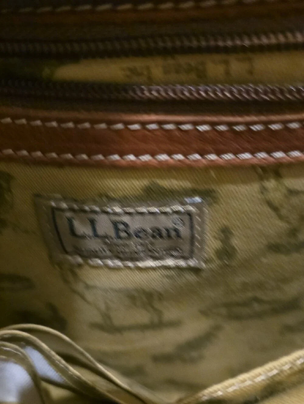 L.L. Bean Brown Pebble Leather Messenger Bag with Adjustable Strap - Picture 8 of 8